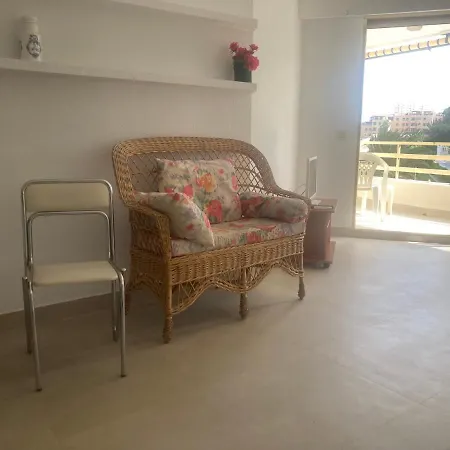 Bord De Apartment